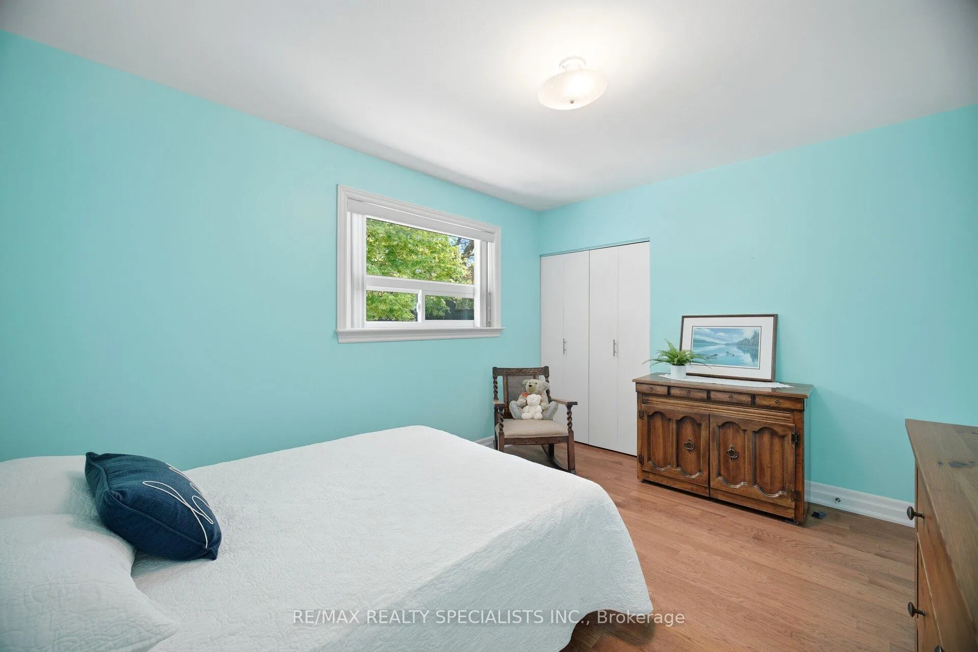 Photo 21 of 1060 Argus Drive, Mississauga, Applewood — HOMEH