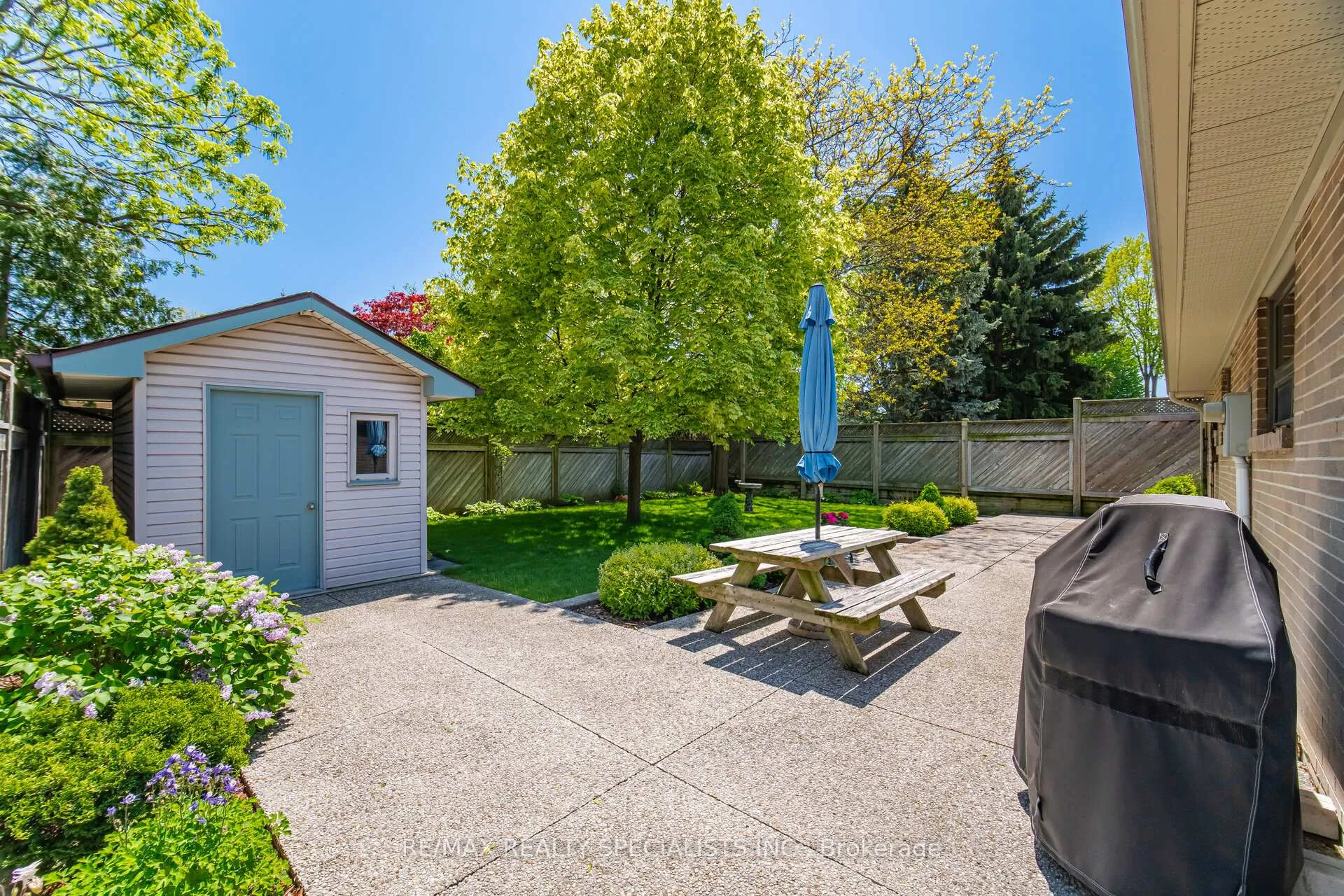 Photo 38 of 1060 Argus Drive, Mississauga, Applewood — HOMEH