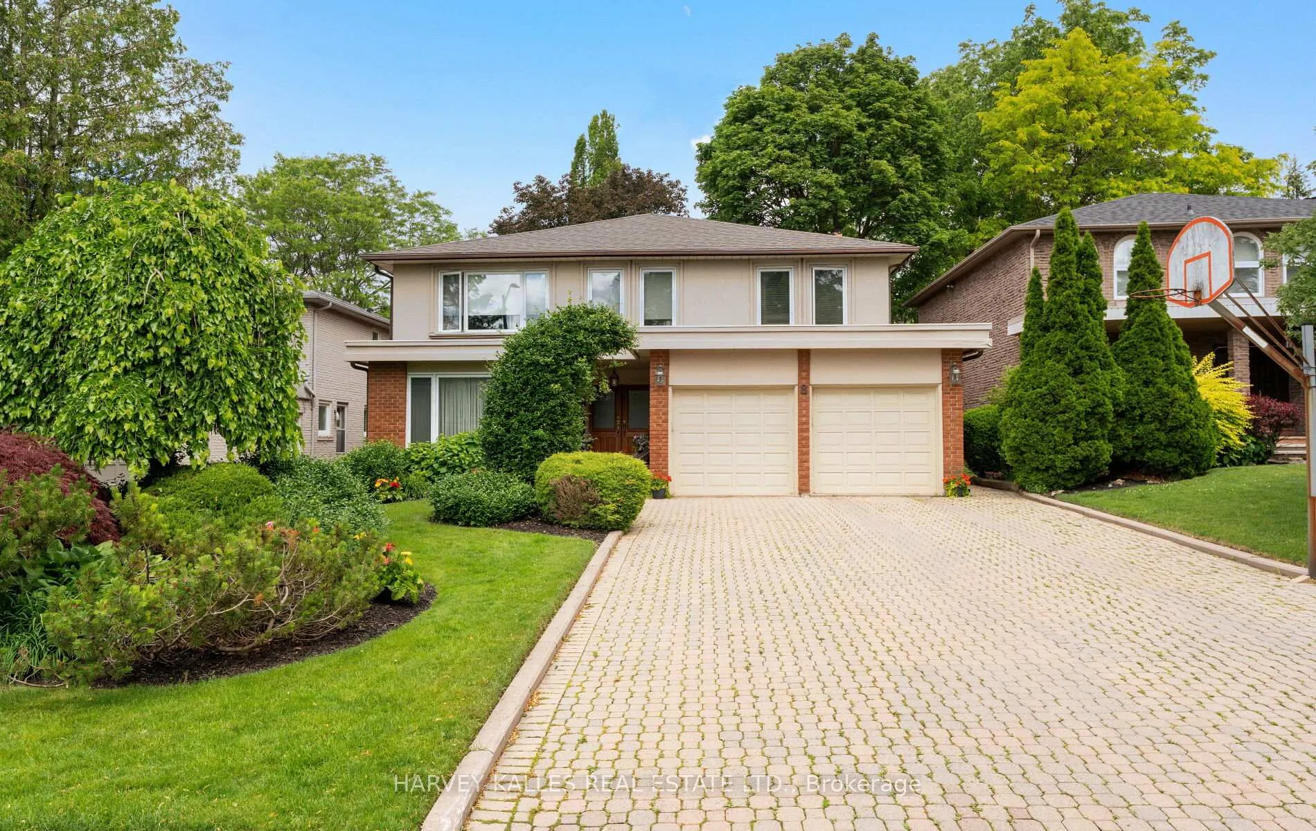 Photo 1 of 8 Granada Court, Markham, German Mills — HOMEH
