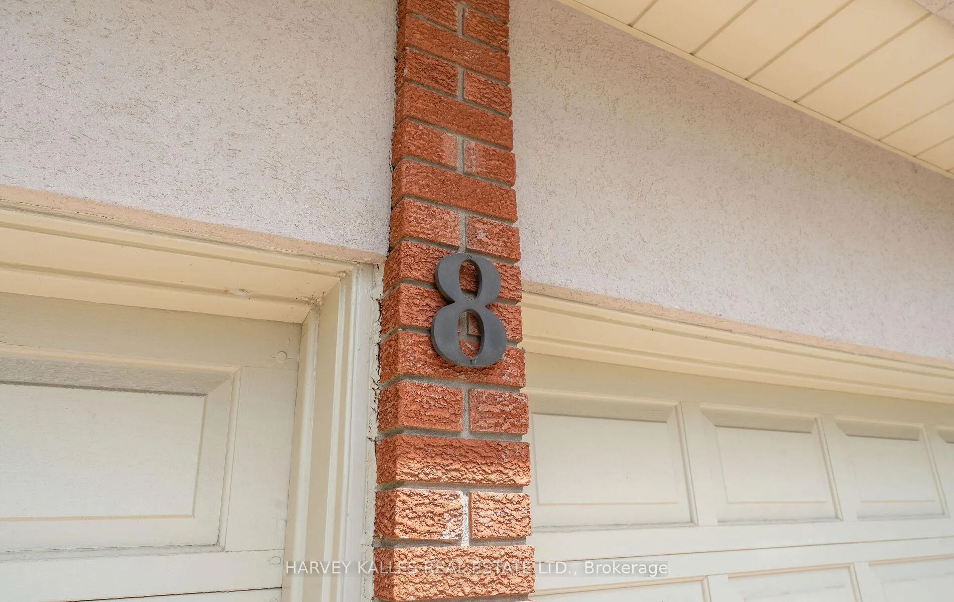 Photo 3 of 8 Granada Court, Markham, German Mills — HOMEH