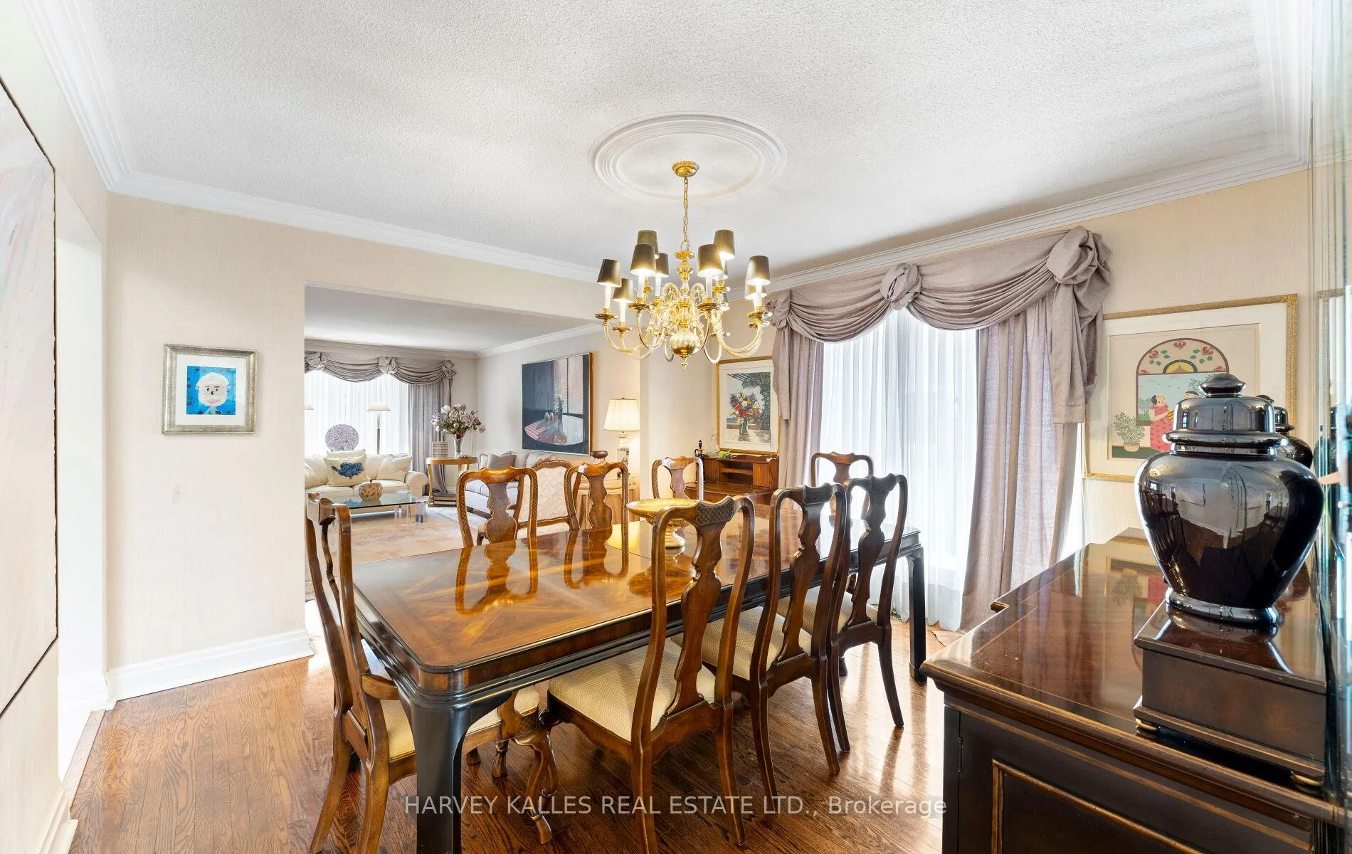 Photo 9 of 8 Granada Court, Markham, German Mills — HOMEH