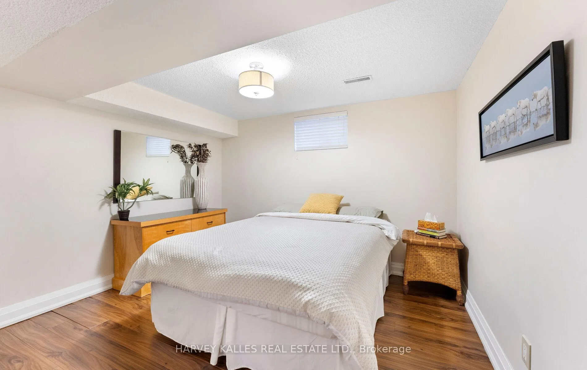Photo 44 of 8 Granada Court, Markham, German Mills — HOMEH