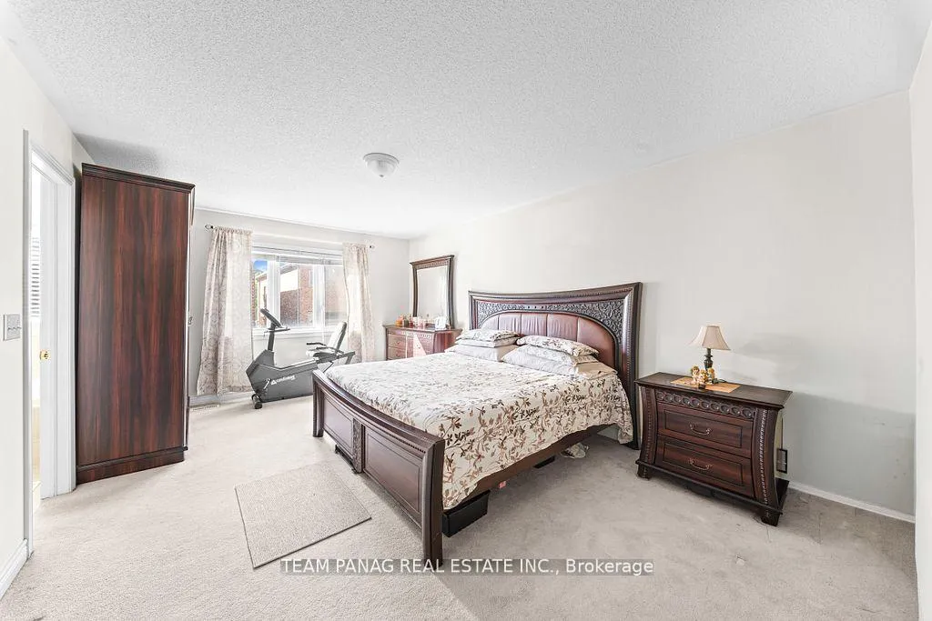 Photo 13 of 15 Vanderpool Crescent, Brampton, Bram East — HOMEH