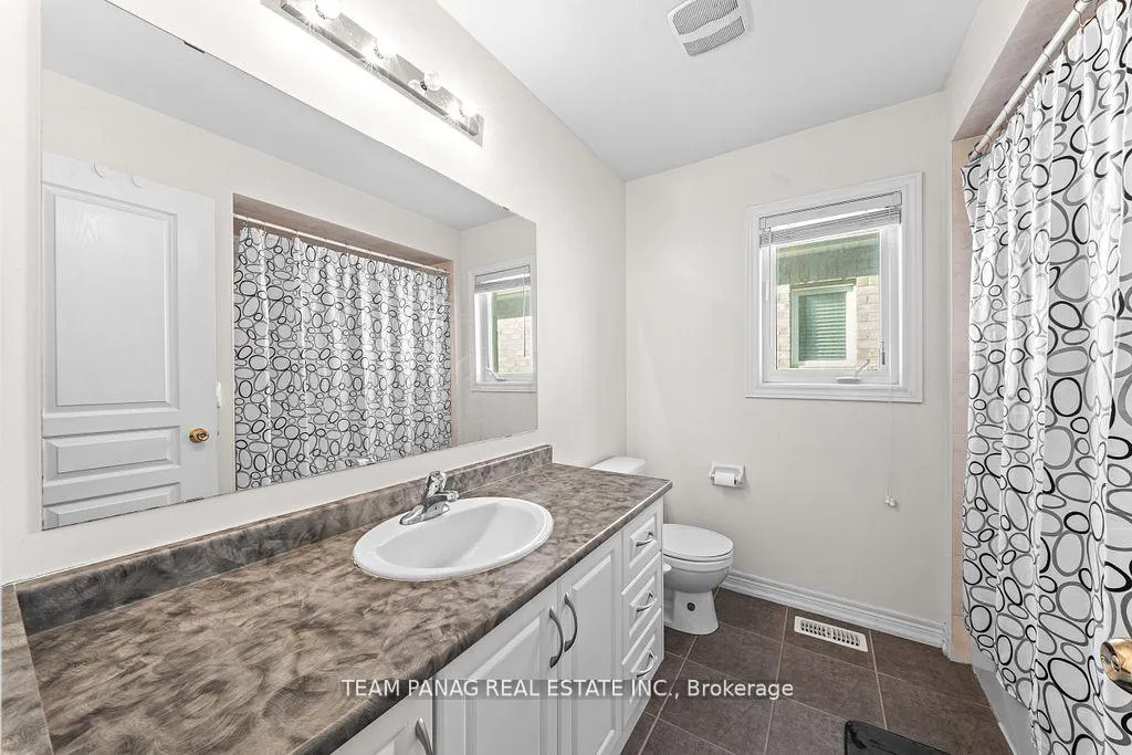 Photo 19 of 15 Vanderpool Crescent, Brampton, Bram East — HOMEH