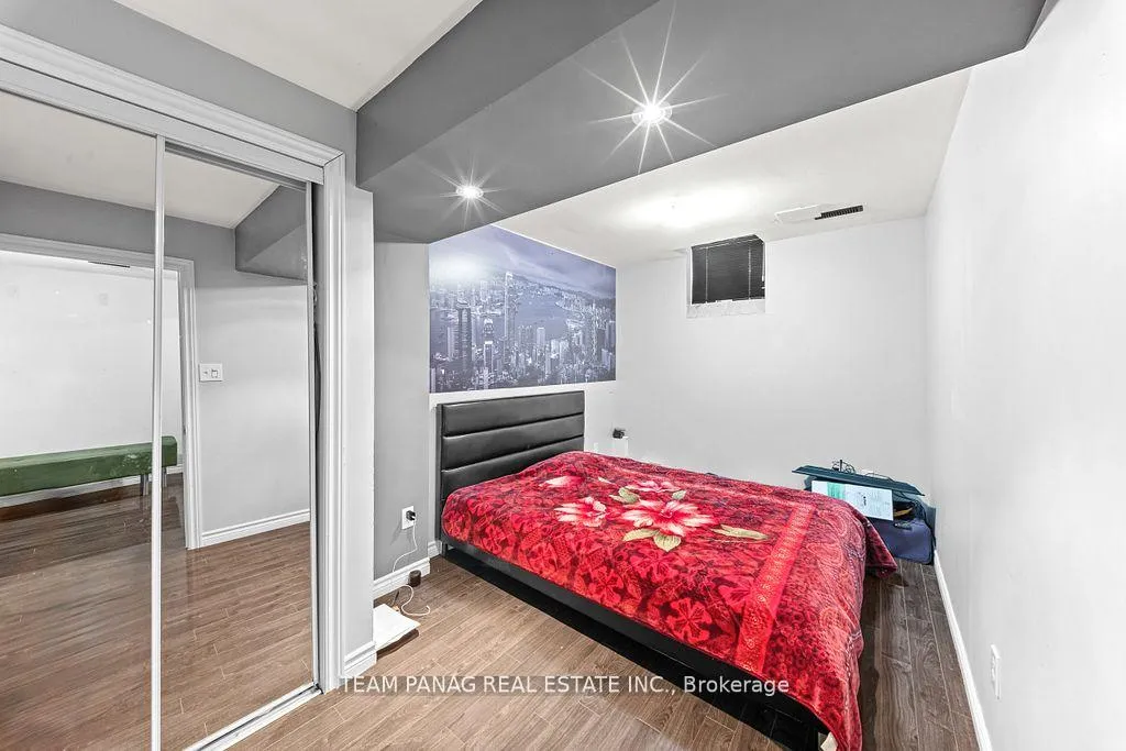 Photo 22 of 15 Vanderpool Crescent, Brampton, Bram East — HOMEH