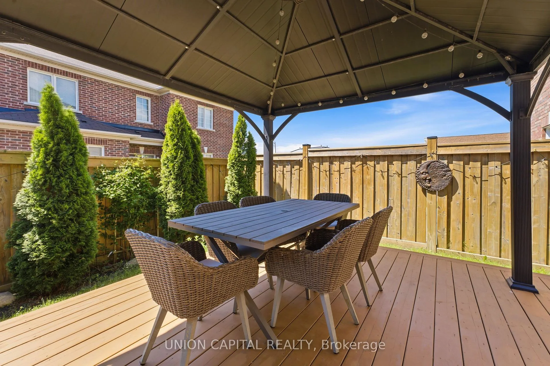 Photo 37 of 22 Delight Way, Whitby, Brooklin — HOMEH