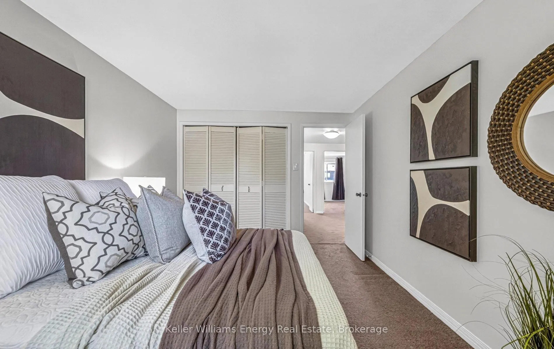 Photo 23 of Unit 18, 5 Michael Boulevard, Whitby, Lynde Creek — HOMEH