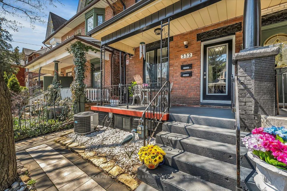 Photo 3 of 332 Delaware Avenue, Toronto, Dovercourt-Wallace Emerson-Junction — HOMEH