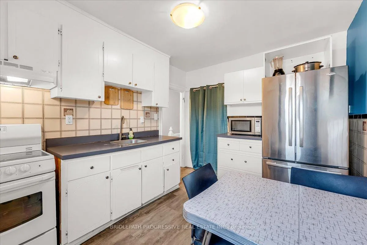 Photo 18 of 332 Delaware Avenue, Toronto, Dovercourt-Wallace Emerson-Junction — HOMEH