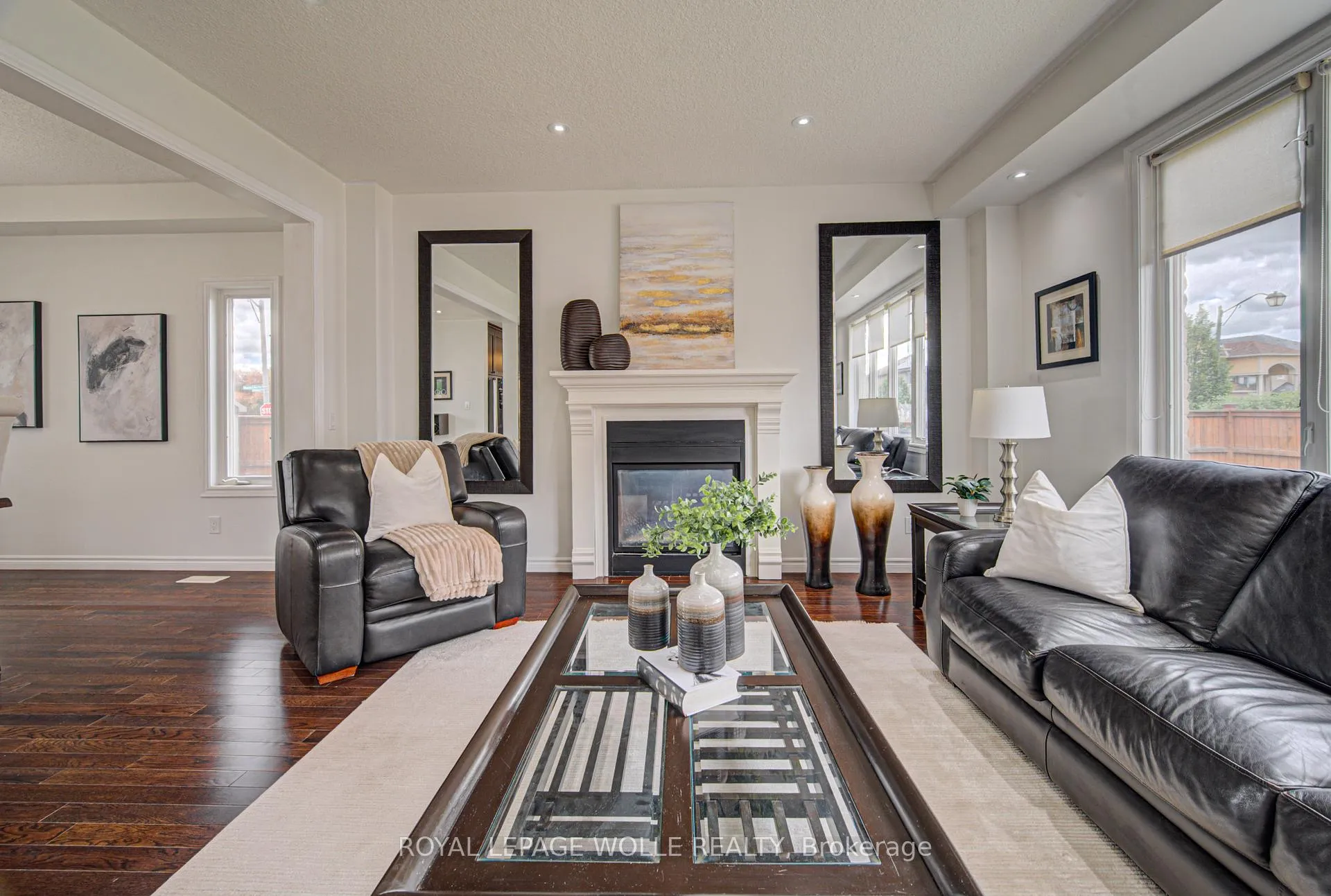 Photo 10 of 37 Davinci Boulevard, Hamilton, Carpenter — HOMEH
