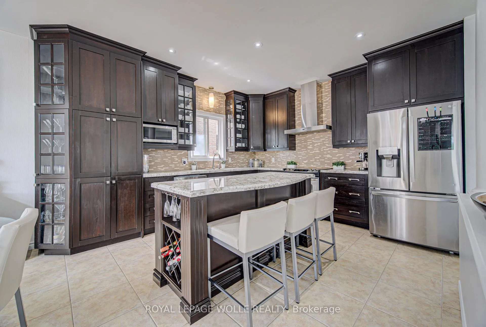 Photo 12 of 37 Davinci Boulevard, Hamilton, Carpenter — HOMEH