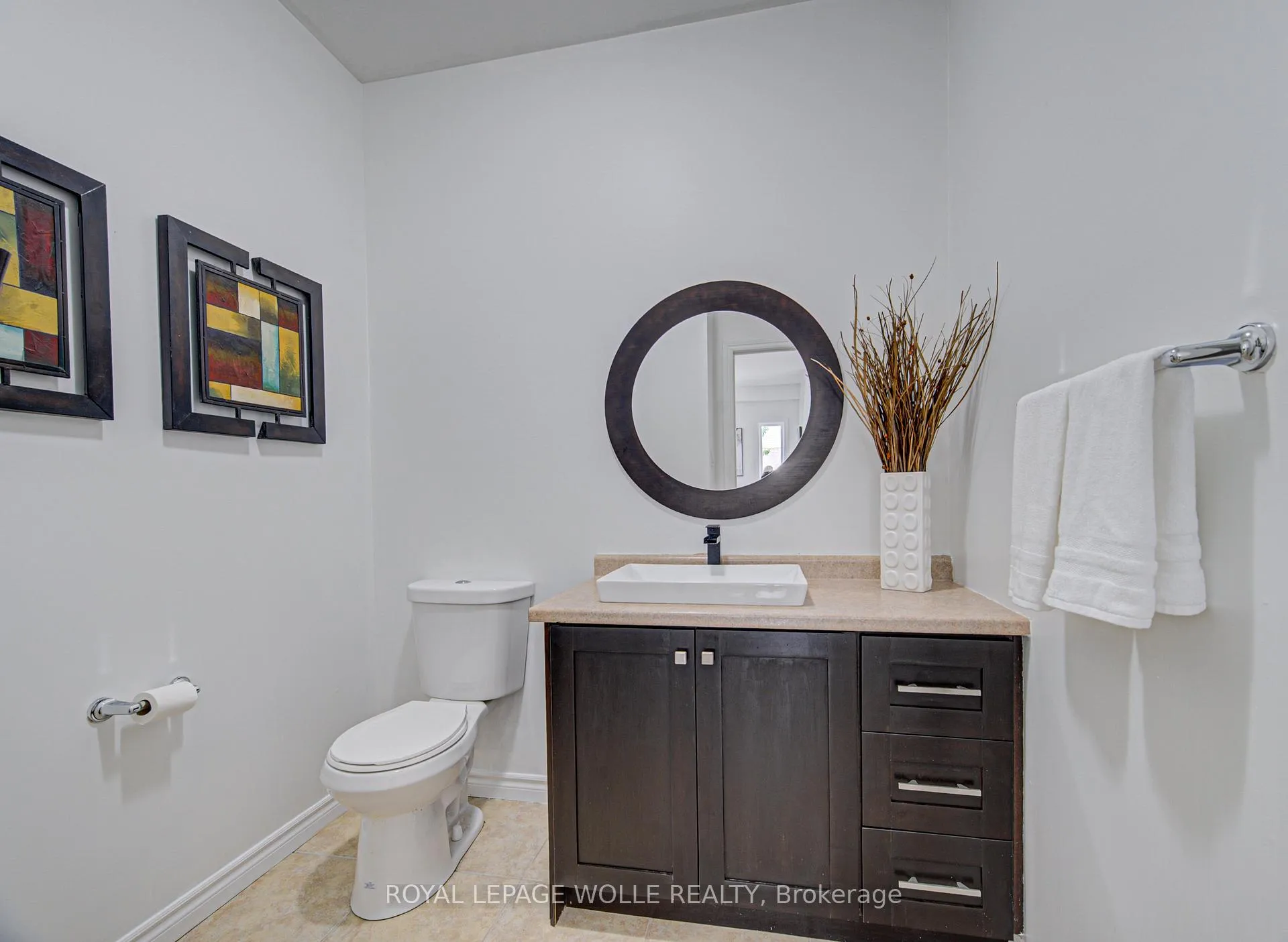Photo 19 of 37 Davinci Boulevard, Hamilton, Carpenter — HOMEH