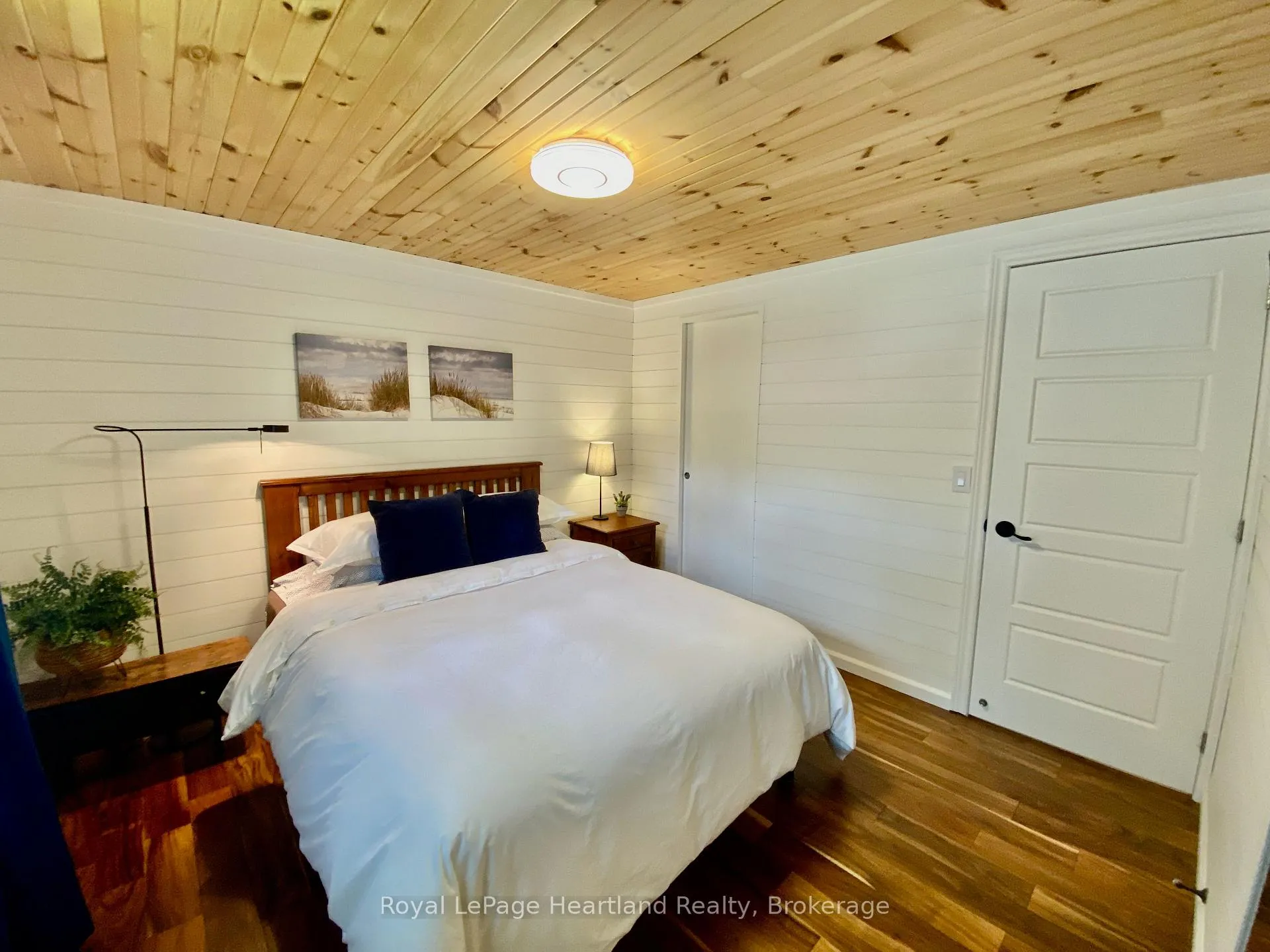 Photo 13 of 206 Chestnut Drive, Central Huron, Goderich — HOMEH