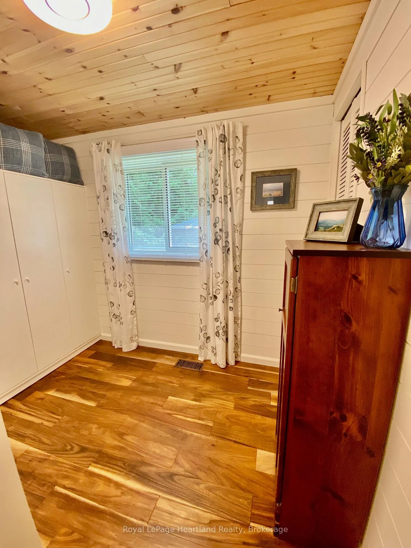 Photo 19 of 206 Chestnut Drive, Central Huron, Goderich — HOMEH