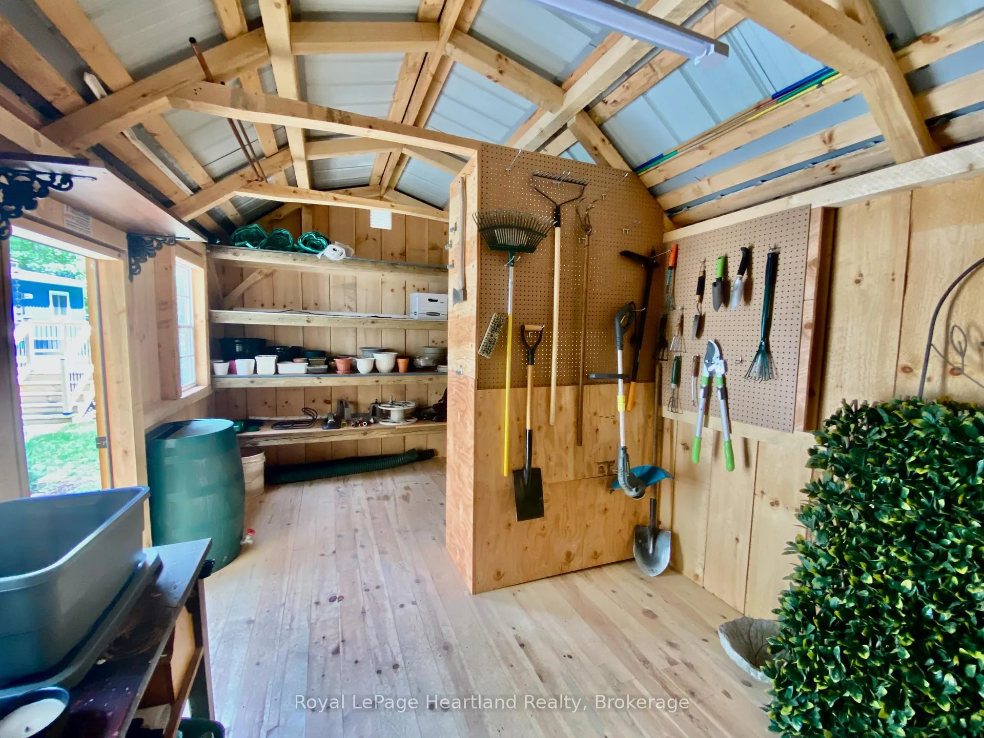 Photo 35 of 206 Chestnut Drive, Central Huron, Goderich — HOMEH