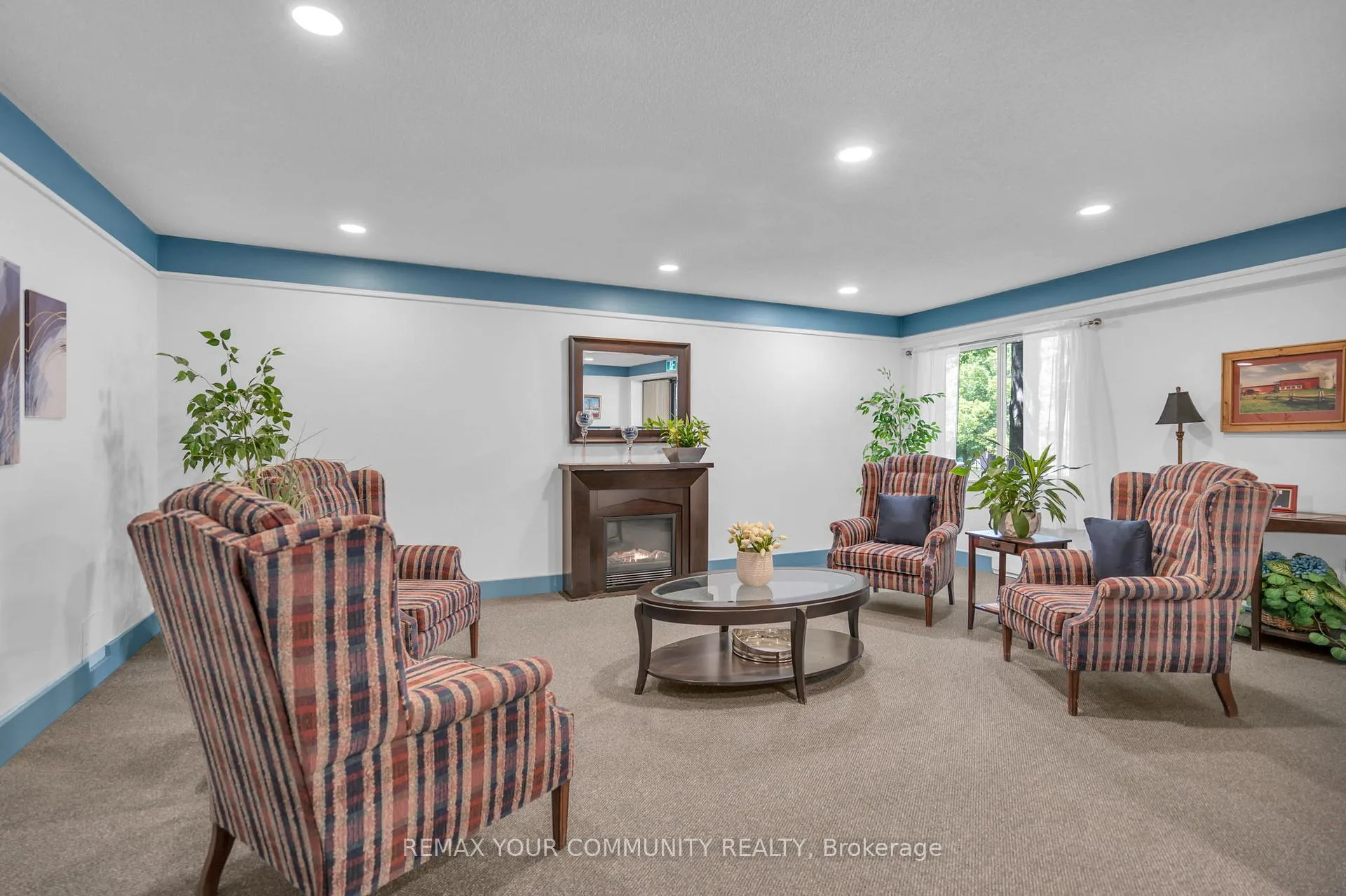 Photo 9 of Unit 210, 111 Grew Boulevard, Georgina, Sutton & Jackson's Point — HOMEH