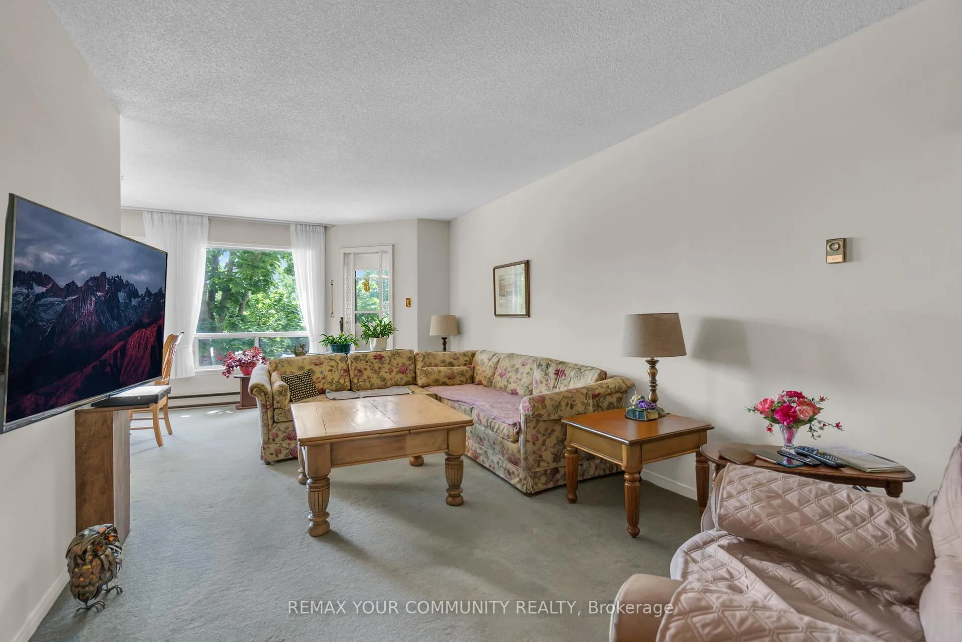 Photo 14 of Unit 210, 111 Grew Boulevard, Georgina, Sutton & Jackson's Point — HOMEH