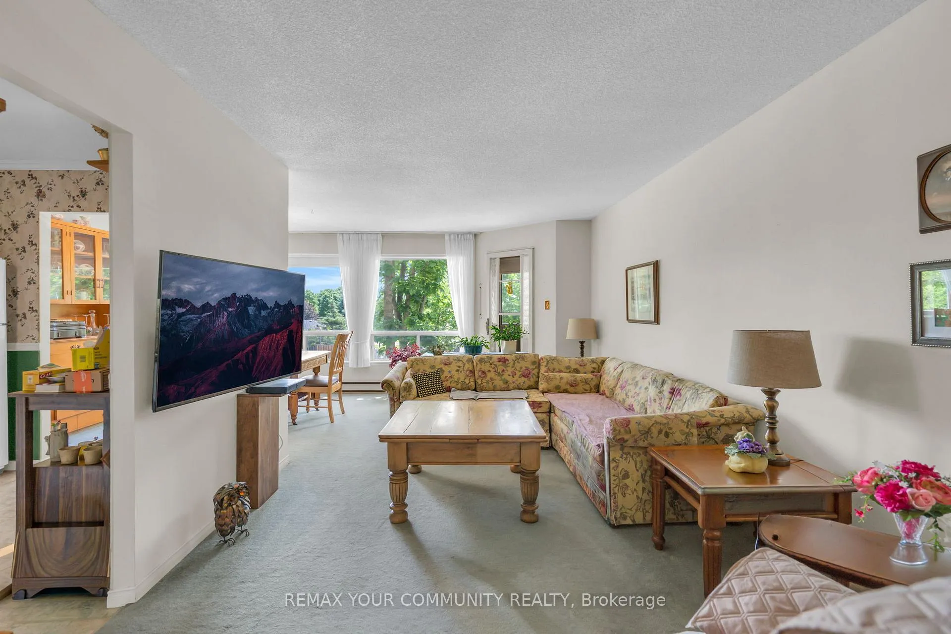 Photo 15 of Unit 210, 111 Grew Boulevard, Georgina, Sutton & Jackson's Point — HOMEH