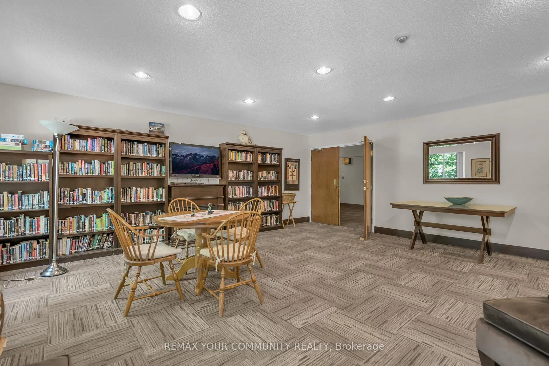 Photo 42 of Unit 210, 111 Grew Boulevard, Georgina, Sutton & Jackson's Point — HOMEH
