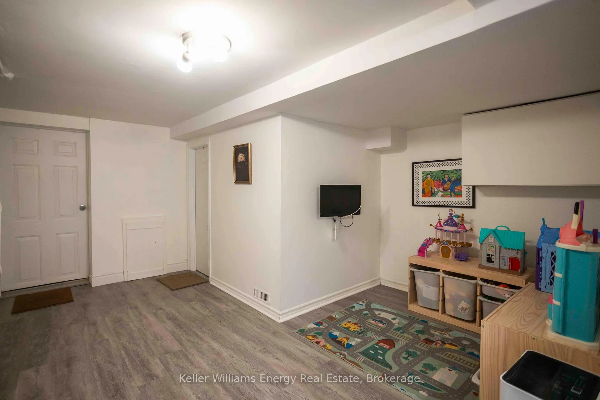 Photo 16 of 134 Mcroberts Avenue, Toronto, Corso Italia-Davenport — HOMEH