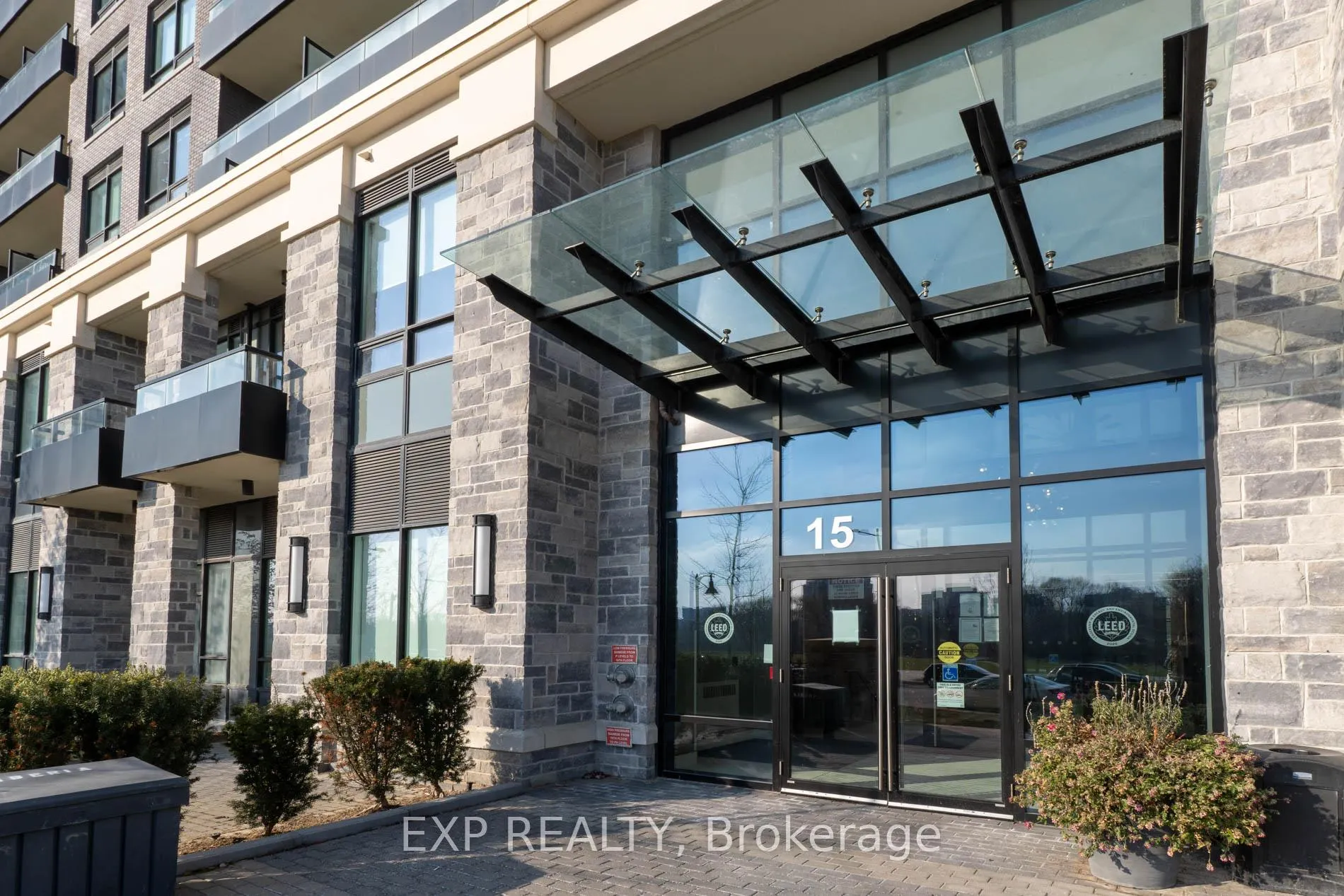 Photo 2 of Unit 1610, 15 Water Walk Drive, Markham, Unionville — HOMEH