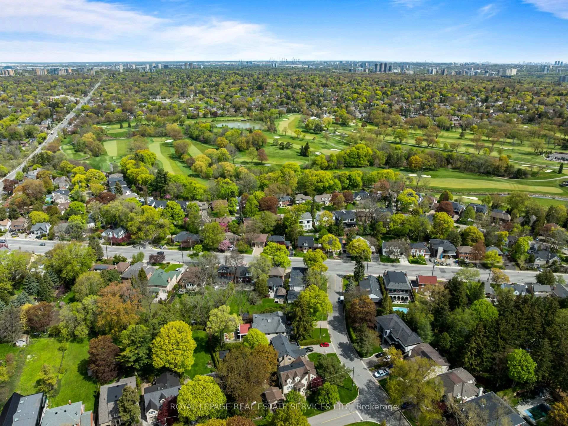 Photo 31 of 28 Holloway Road, Etobicoke, Islington-City Centre West — HOMEH