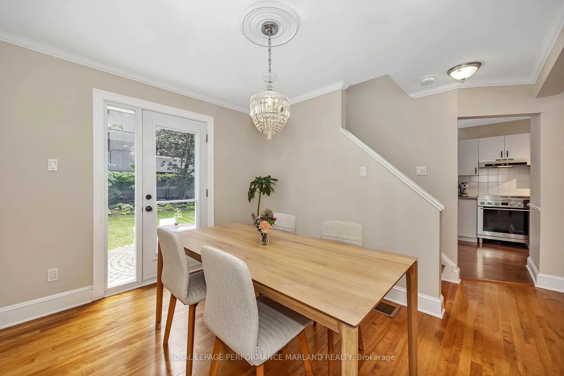 Photo 7 of 128 Mason Terrace, Ottawa, Ottawa East — HOMEH