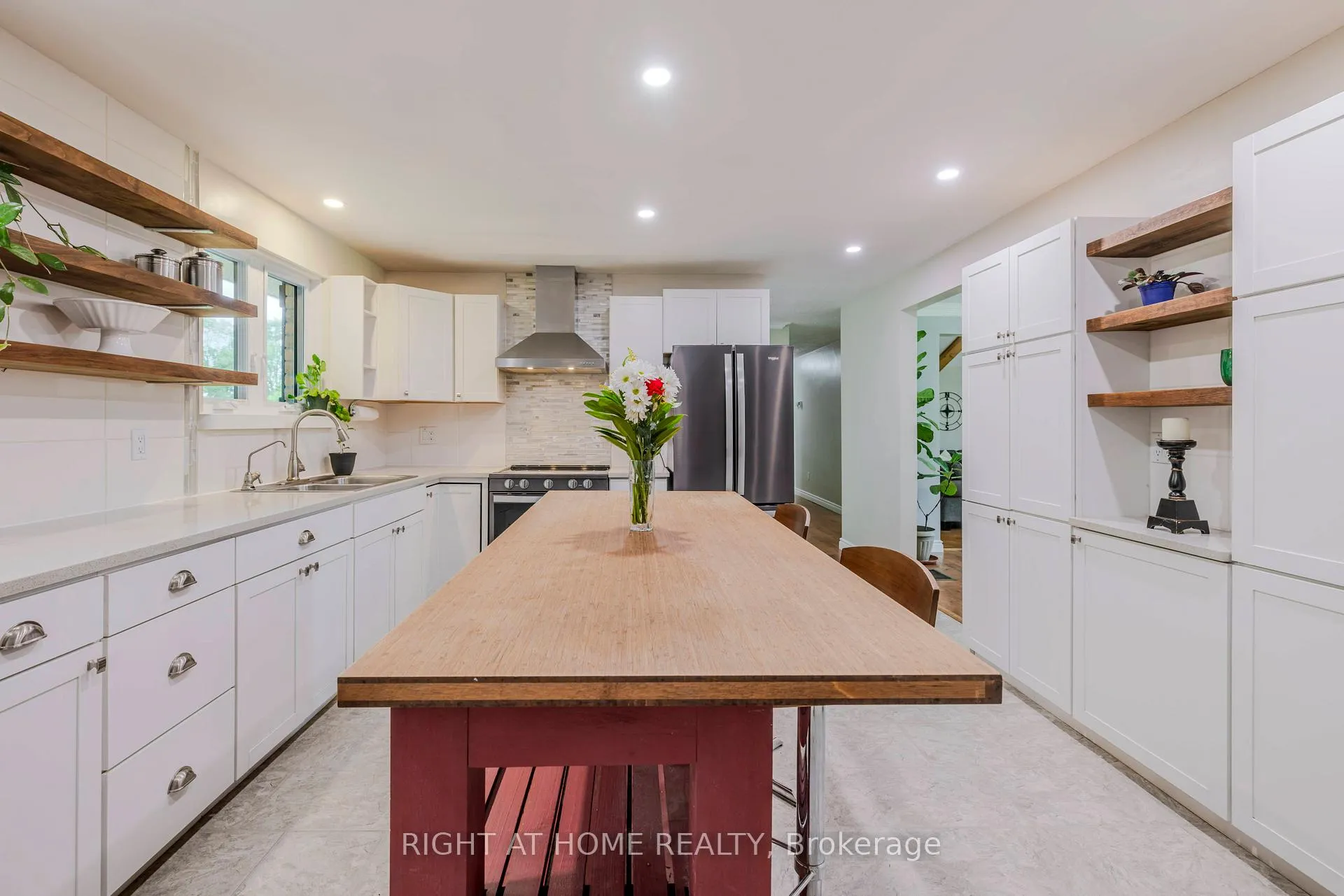 Photo 10 of 35 Macmillan Road, Centre Hastings — HOMEH