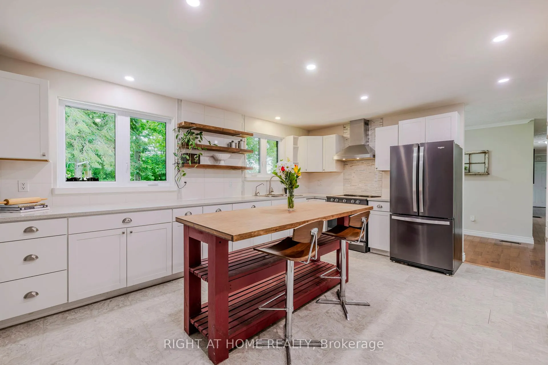 Photo 12 of 35 Macmillan Road, Centre Hastings — HOMEH