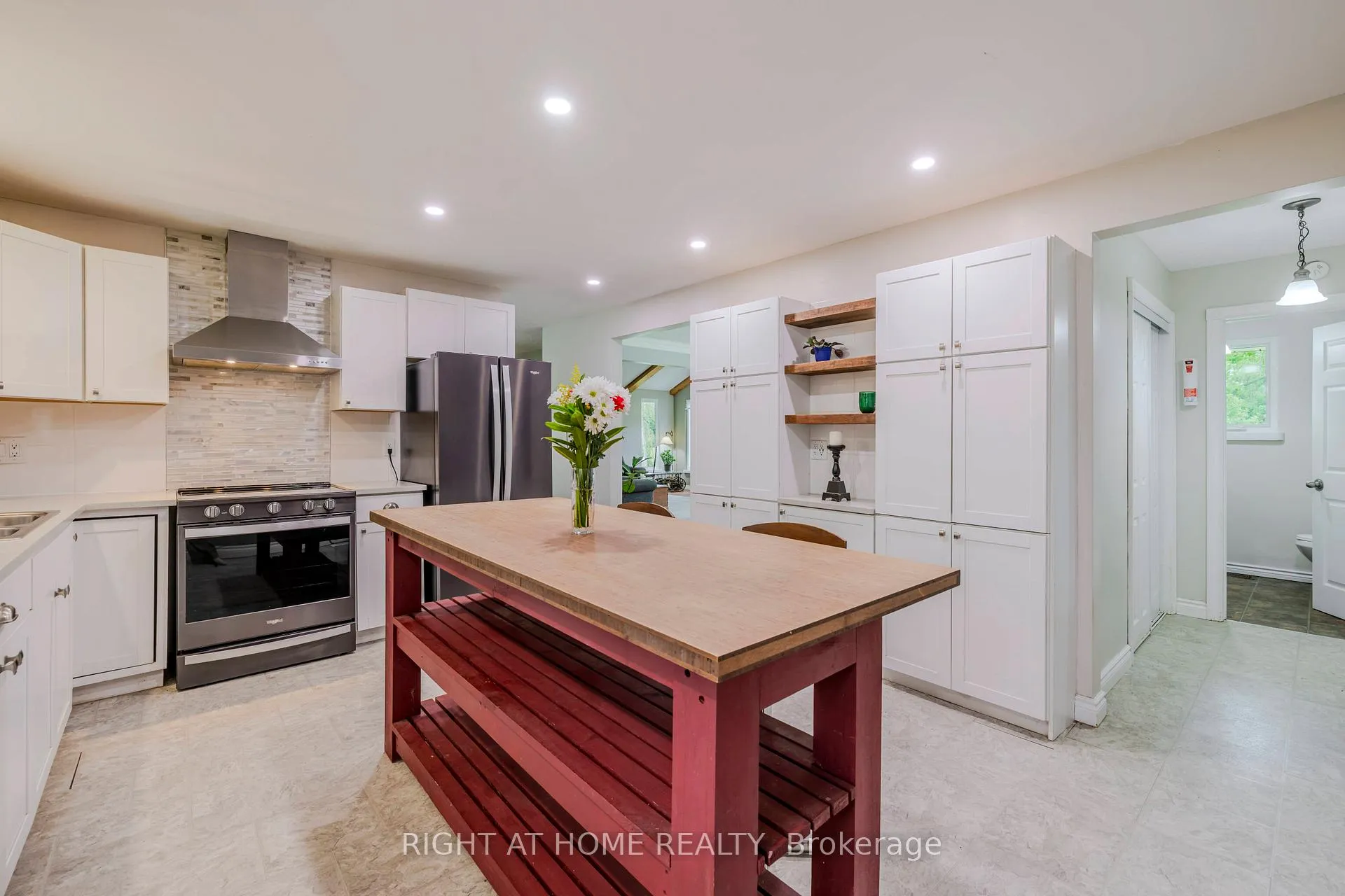 Photo 13 of 35 Macmillan Road, Centre Hastings — HOMEH
