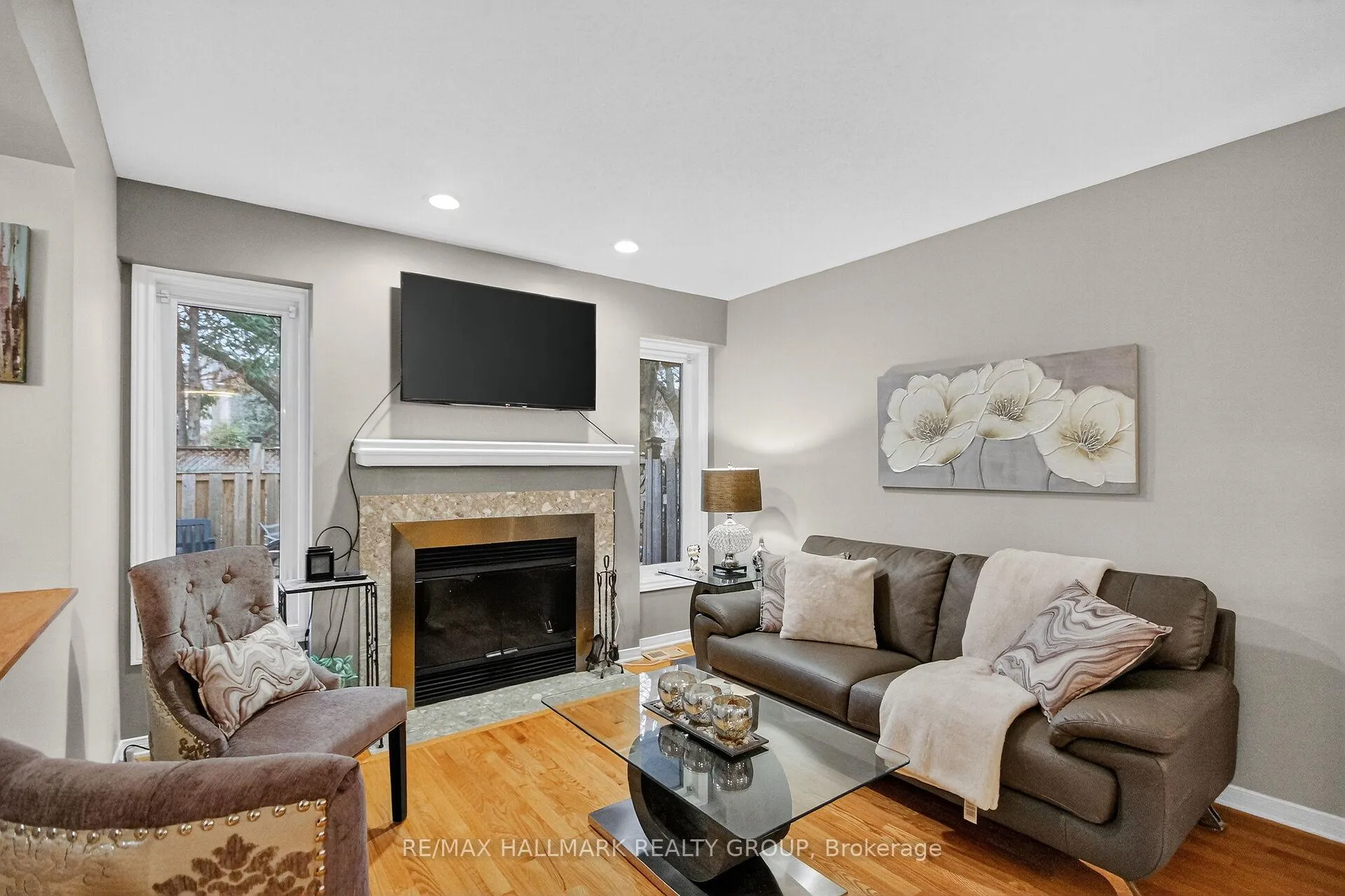 Photo 7 of 110 Hunter's Glen Crescent, Ottawa, Hunt Club Park/Greenboro — HOMEH