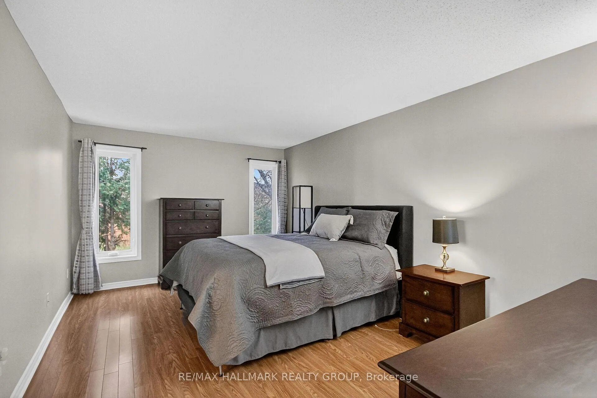 Photo 15 of 110 Hunter's Glen Crescent, Ottawa, Hunt Club Park/Greenboro — HOMEH