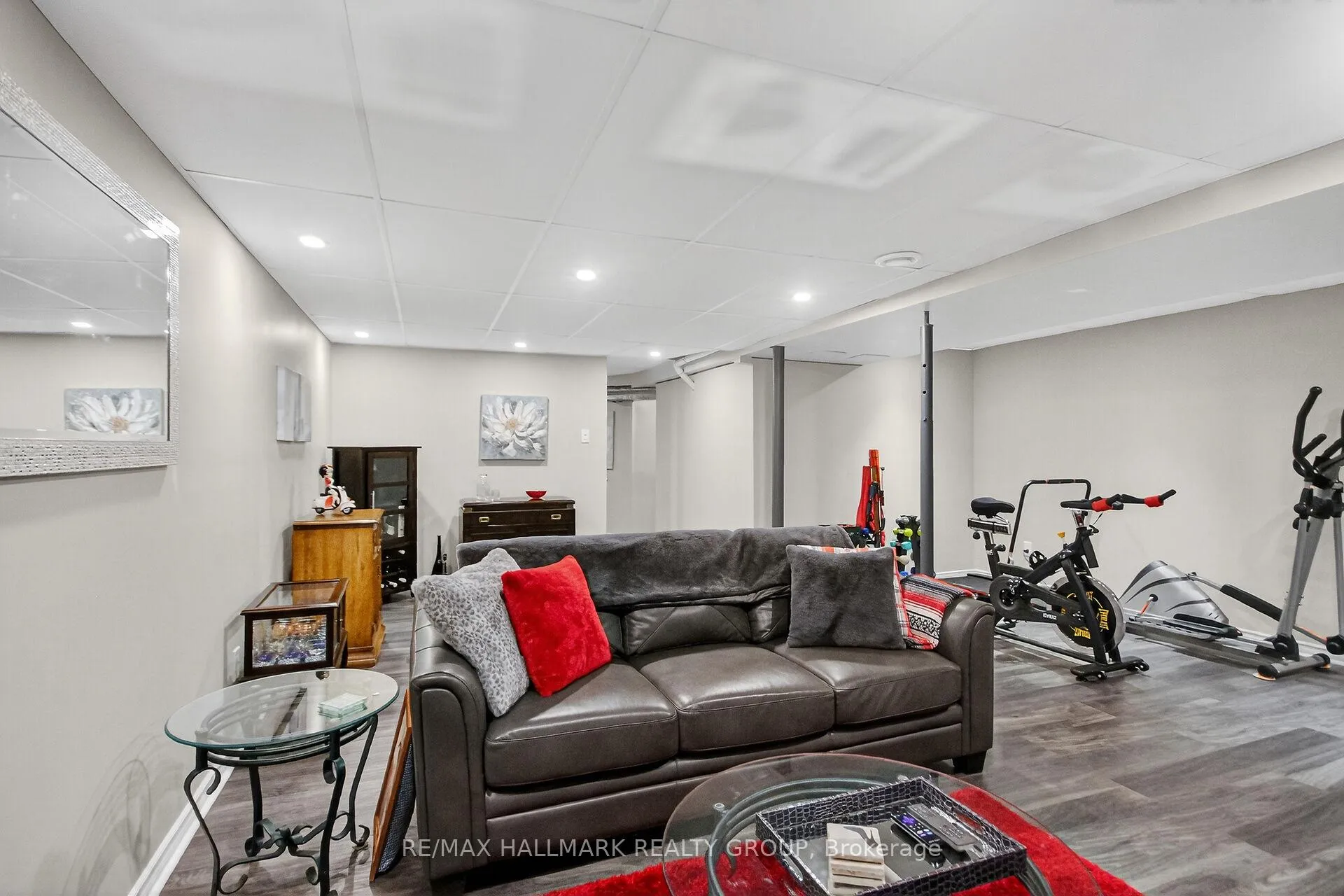Photo 23 of 110 Hunter's Glen Crescent, Ottawa, Hunt Club Park/Greenboro — HOMEH
