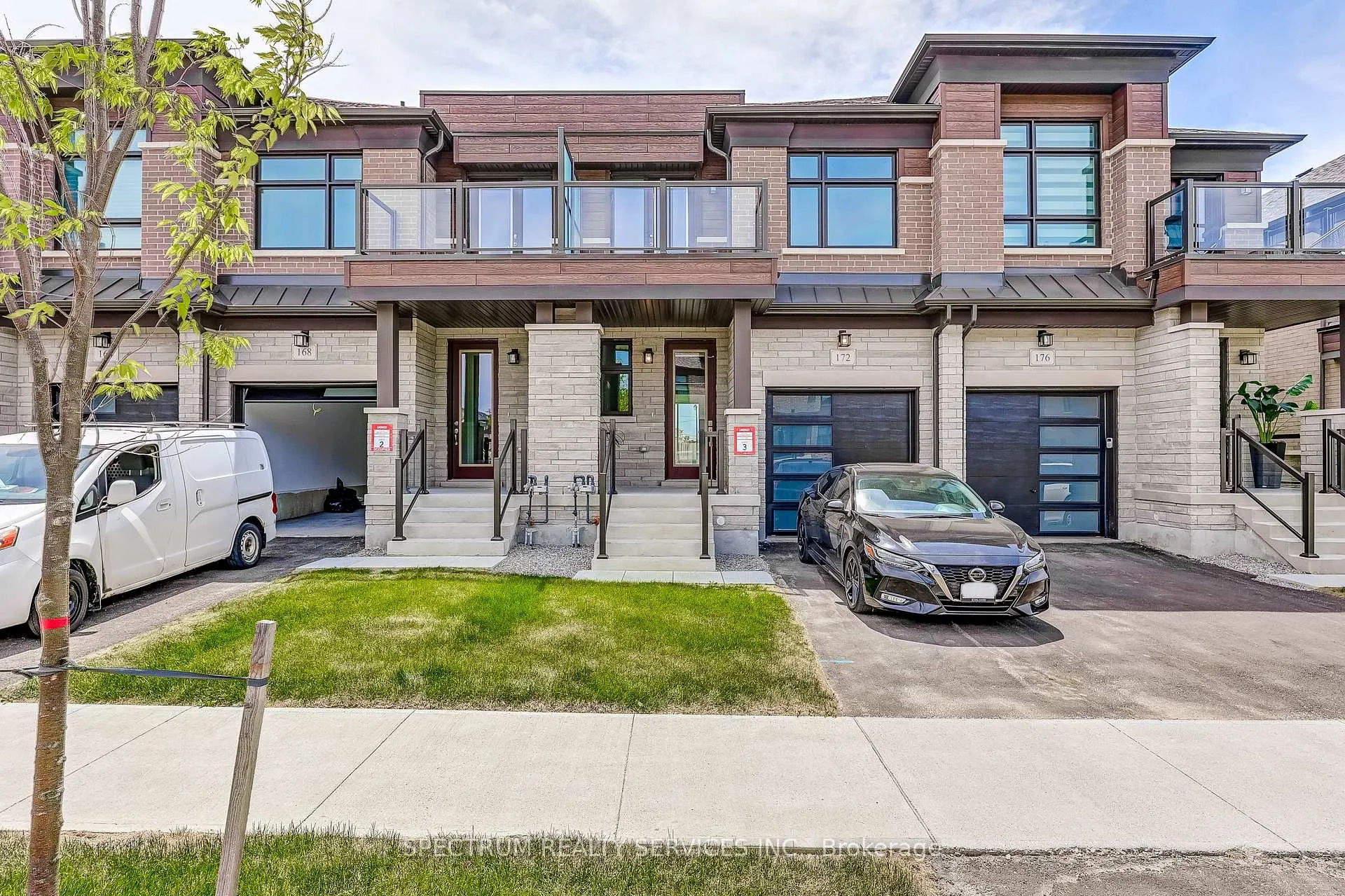 Photo 1 of 172 Adario Crescent, Vaughan, Vellore Village — HOMEH