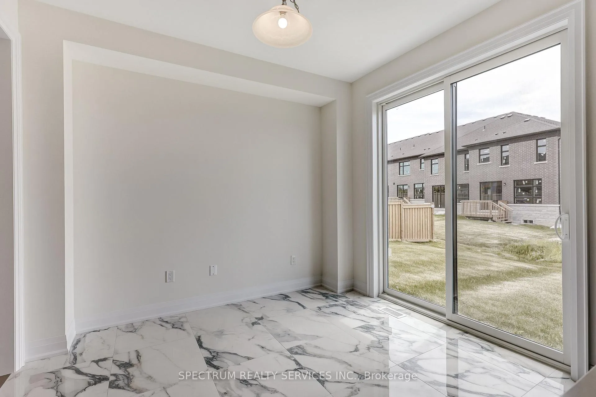 Photo 15 of 172 Adario Crescent, Vaughan, Vellore Village — HOMEH
