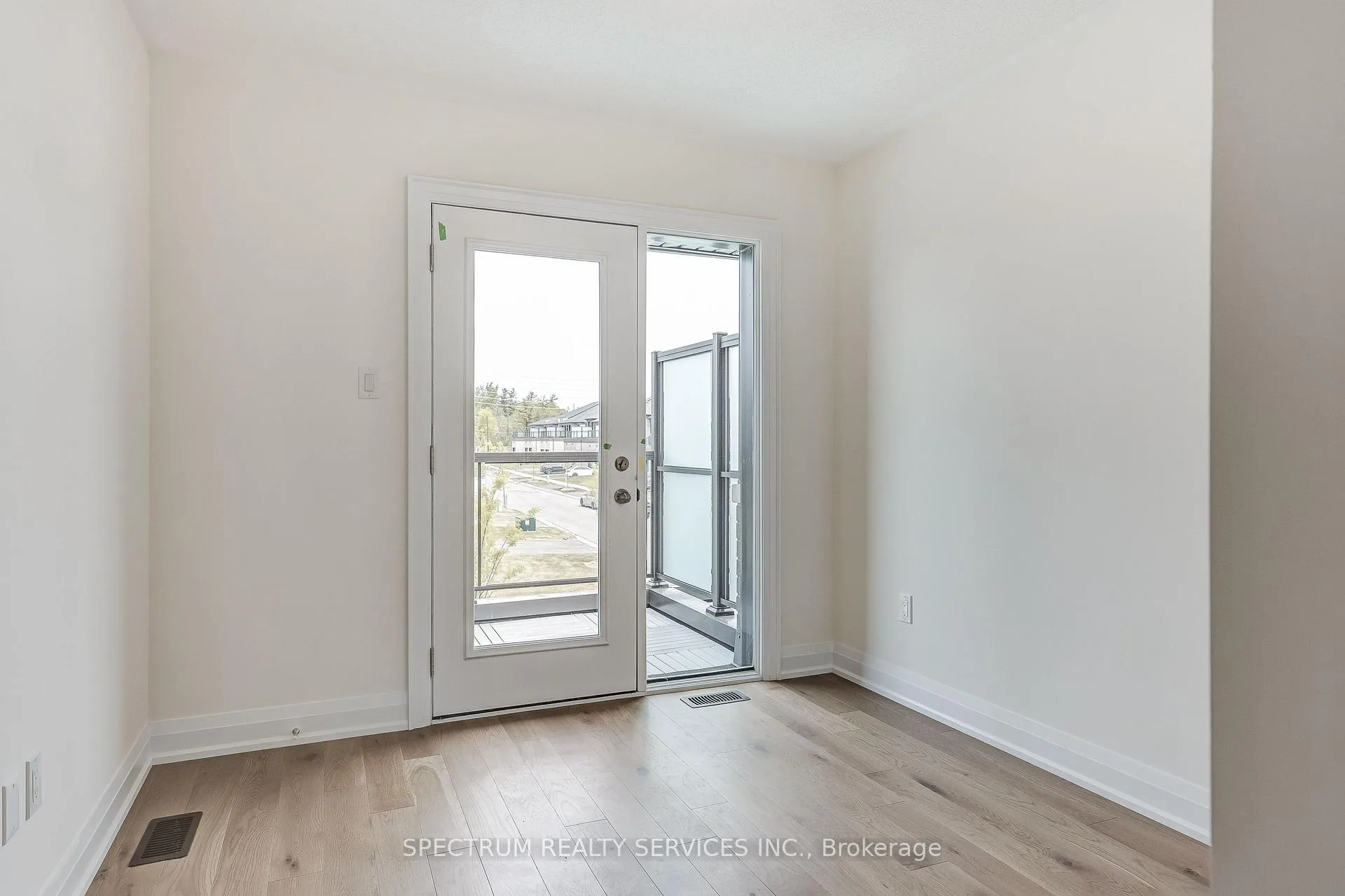 Photo 26 of 172 Adario Crescent, Vaughan, Vellore Village — HOMEH