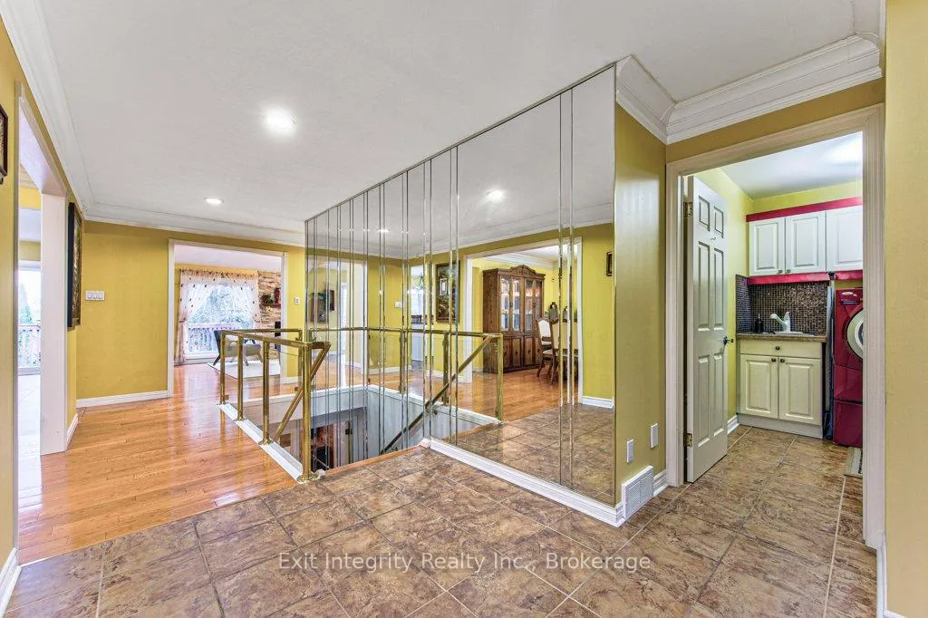 Photo 11 of 247 Rolling Acres Court, Kitchener, Idlewood — HOMEH