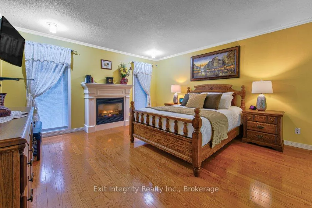 Photo 22 of 247 Rolling Acres Court, Kitchener, Idlewood — HOMEH