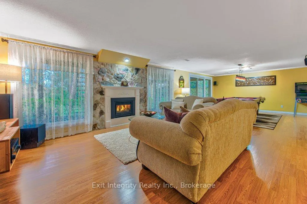 Photo 27 of 247 Rolling Acres Court, Kitchener, Idlewood — HOMEH