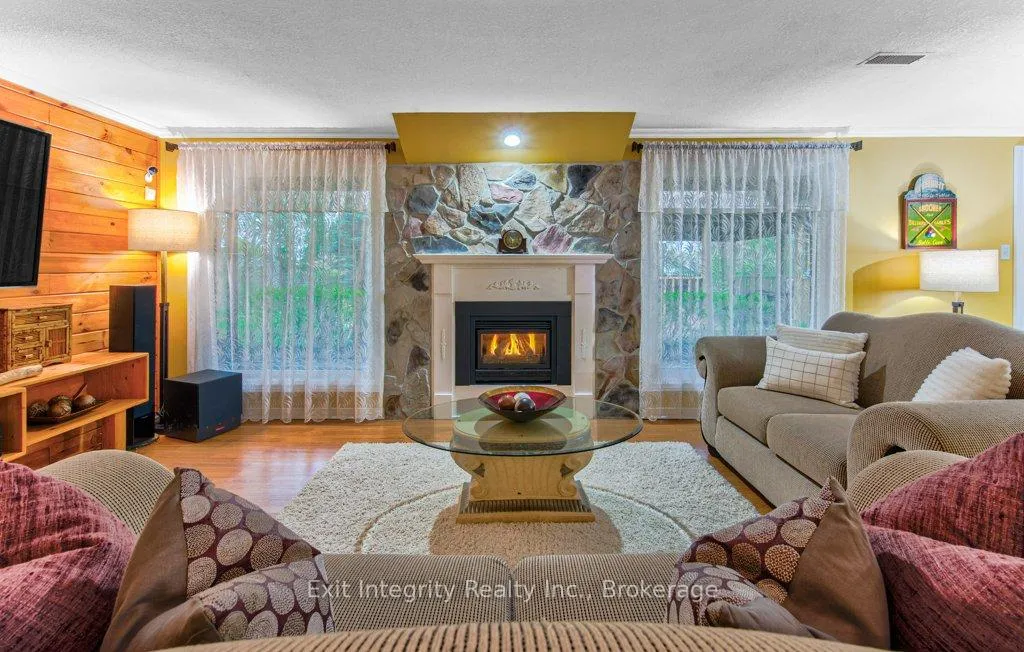 Photo 28 of 247 Rolling Acres Court, Kitchener, Idlewood — HOMEH