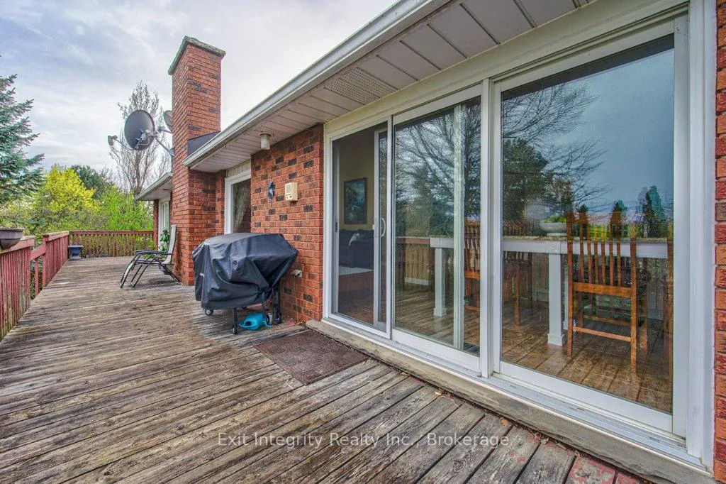 Photo 37 of 247 Rolling Acres Court, Kitchener, Idlewood — HOMEH