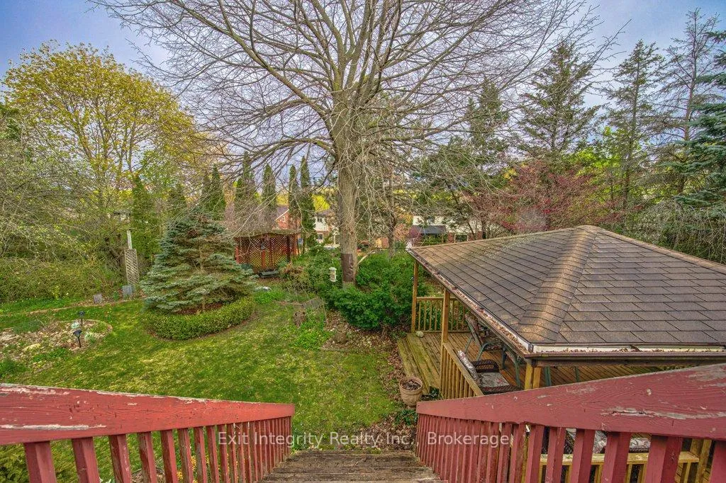 Photo 38 of 247 Rolling Acres Court, Kitchener, Idlewood — HOMEH