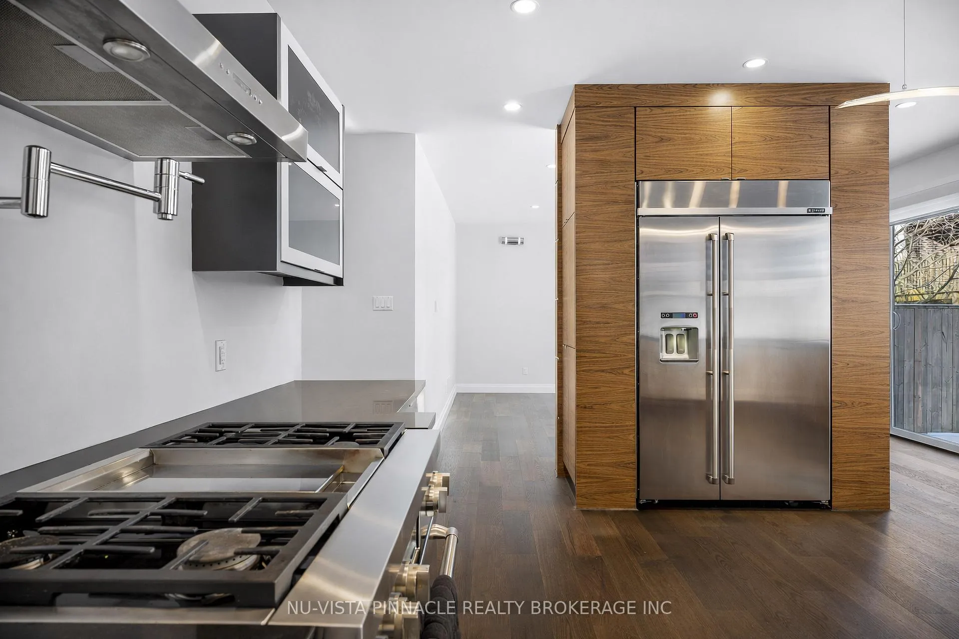 Photo 2 of Unit 16, 433 Hyde Park Road, London, North P — HOMEH