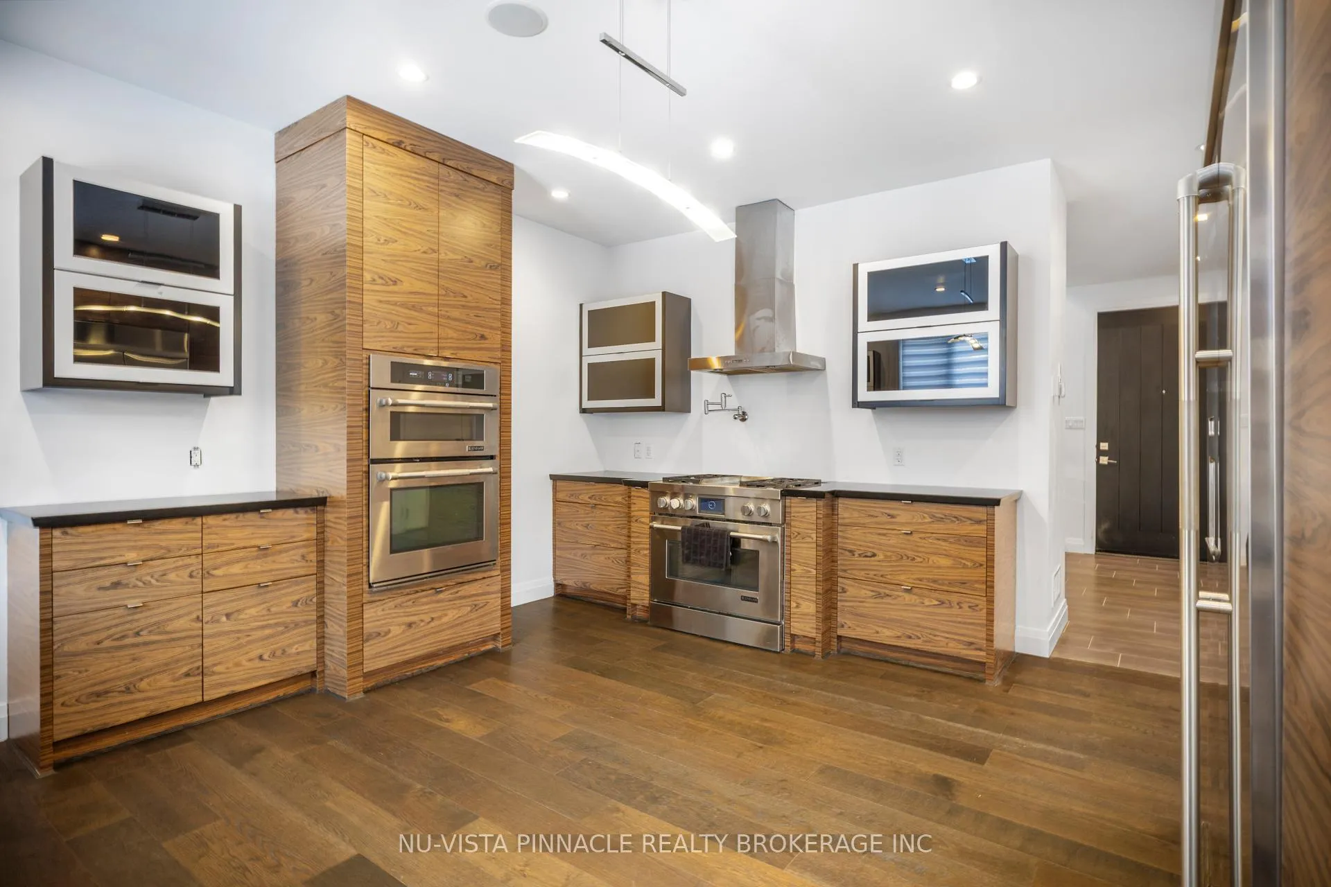 Photo 9 of Unit 16, 433 Hyde Park Road, London, North P — HOMEH