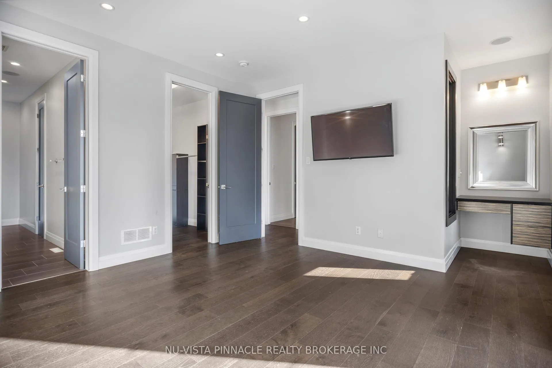 Photo 16 of Unit 16, 433 Hyde Park Road, London, North P — HOMEH