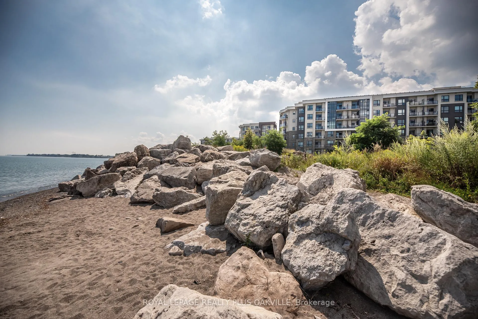 Photo 1 of Unit 214, 125 Shoreview Place, Hamilton, Lakeshore — HOMEH