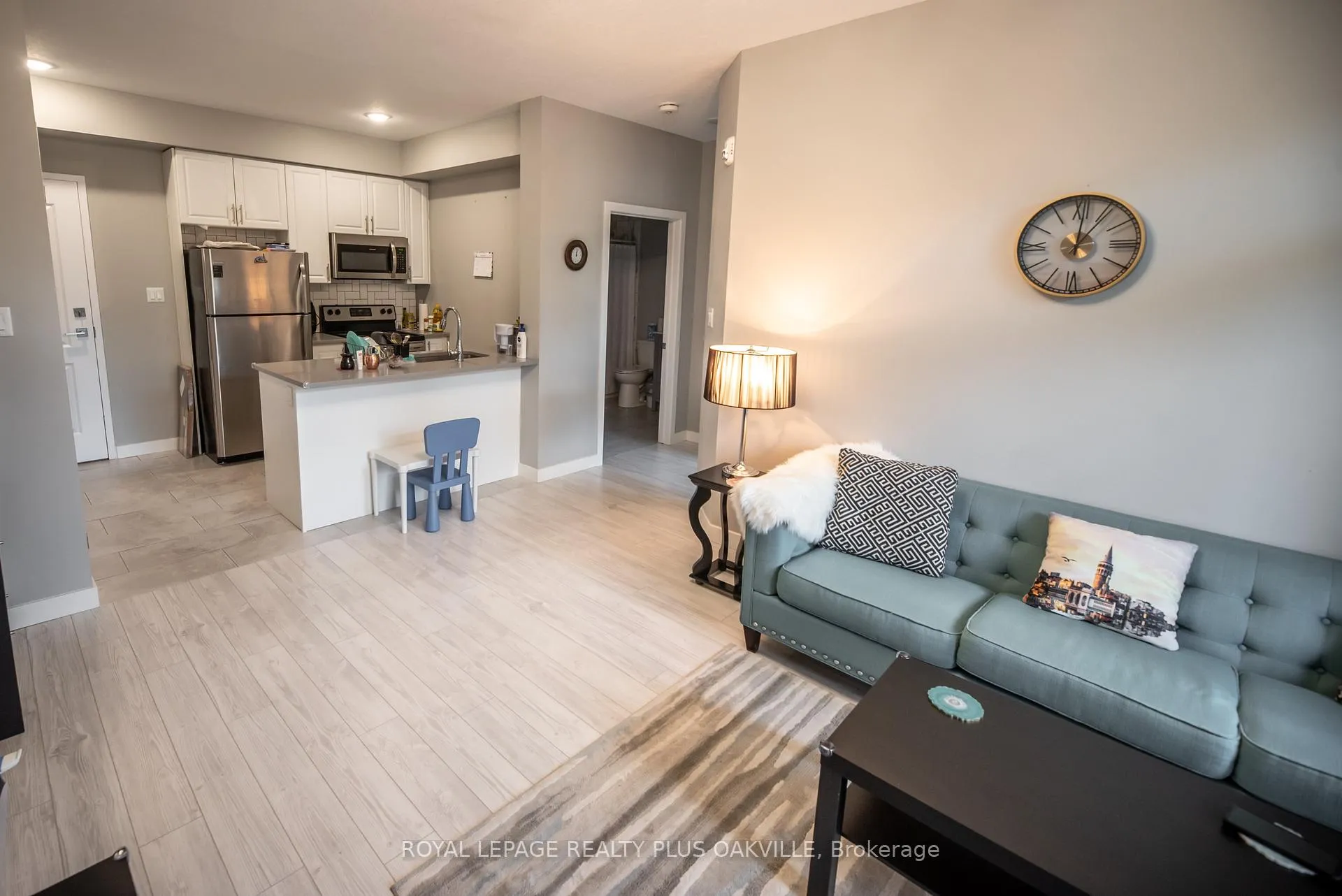 Photo 16 of Unit 214, 125 Shoreview Place, Hamilton, Lakeshore — HOMEH