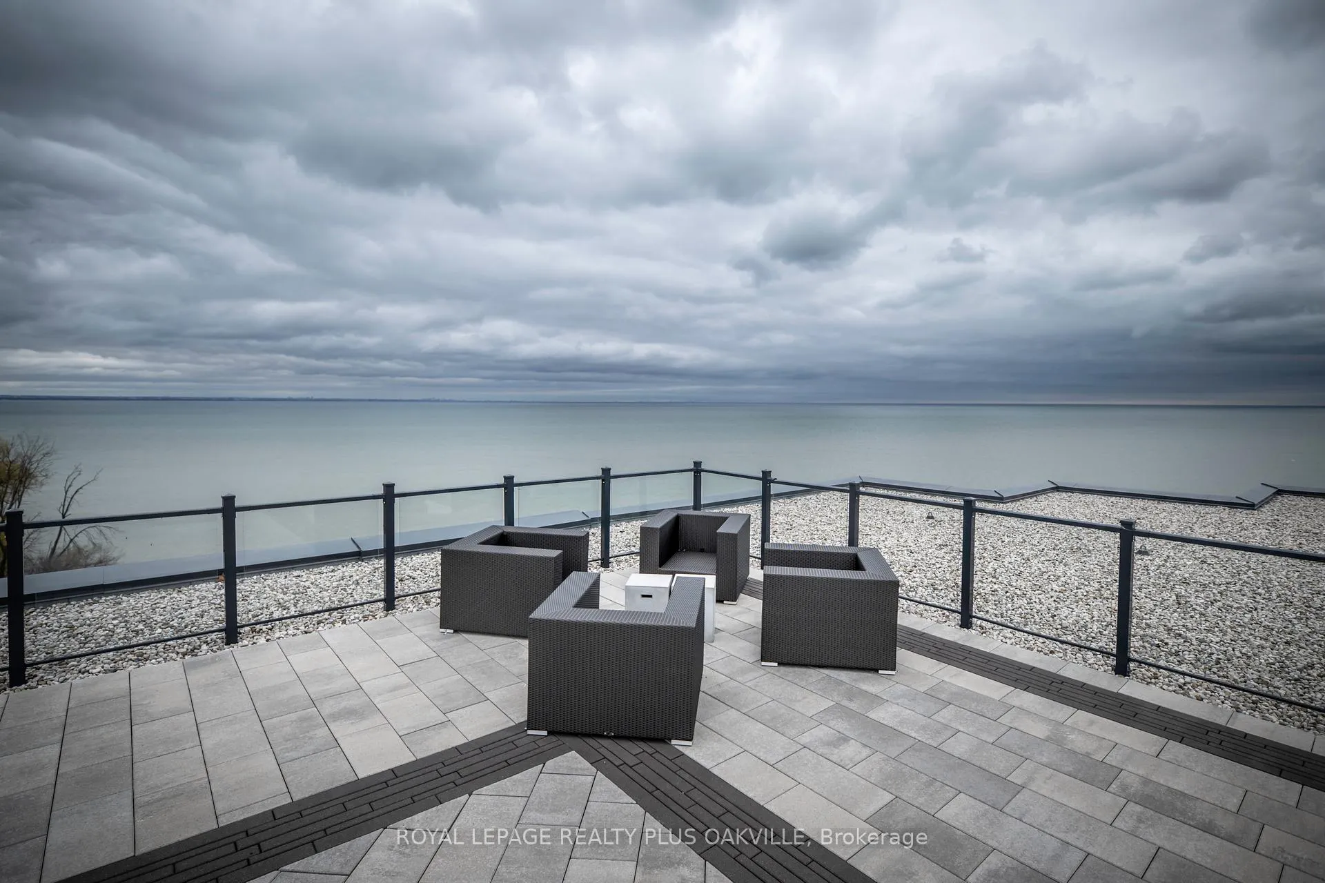 Photo 32 of Unit 214, 125 Shoreview Place, Hamilton, Lakeshore — HOMEH