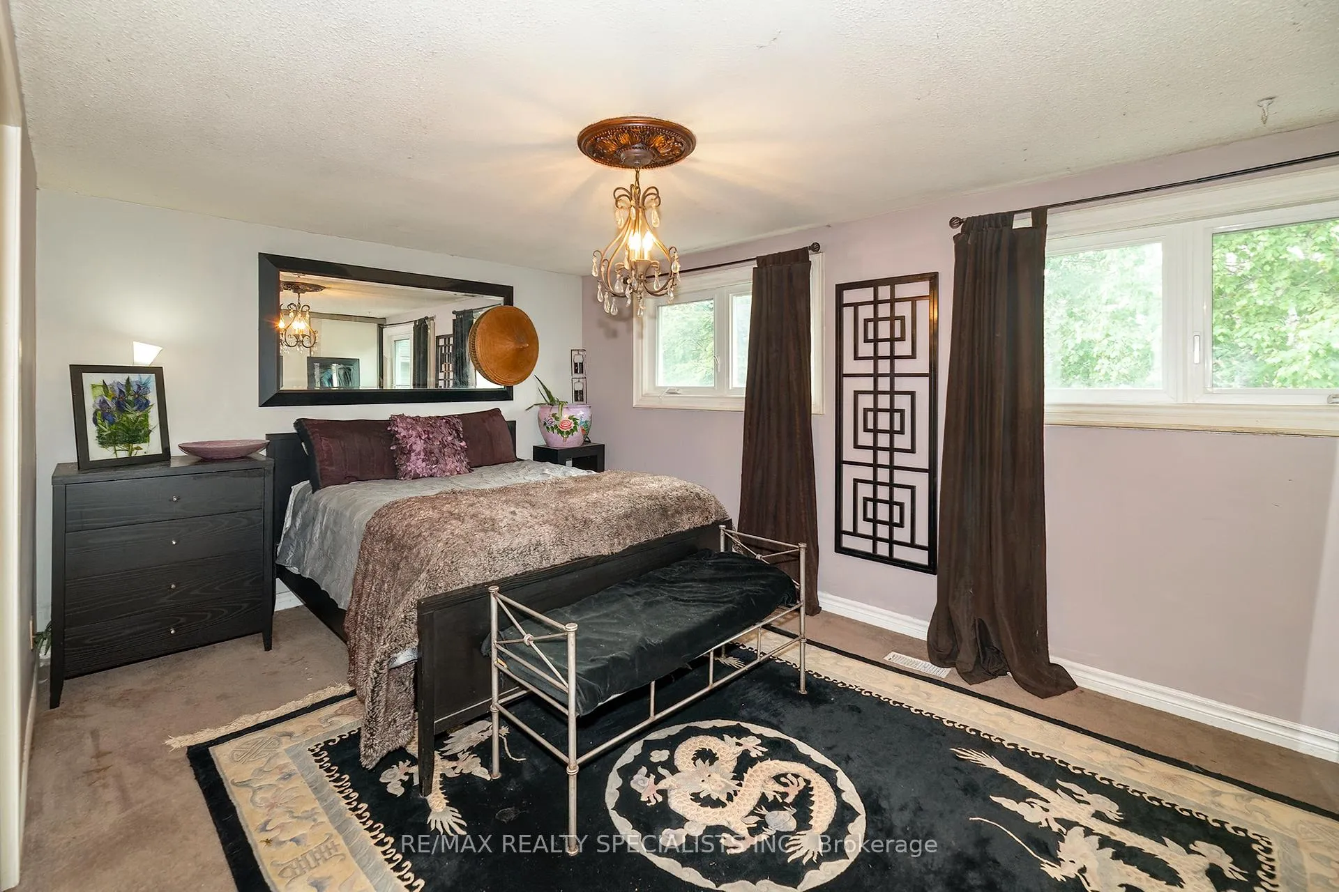 Photo 15 of 21 Richvale Drive S, Brampton, Heart Lake East — HOMEH