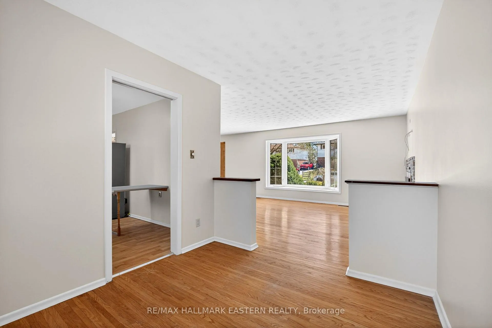 Photo 11 of 47 Springbrook Drive, Peterborough, Monaghan Ward 2 — HOMEH